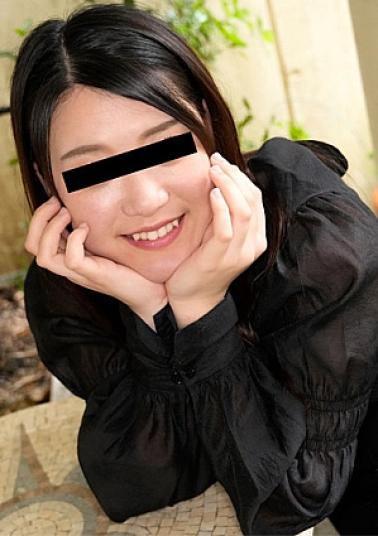 10musume A beautiful plump woman with small breasts serves you with her lips!