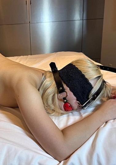 FC2PPV-4673870 I Trained A Blonde Gal And Made Her Into A Human Toilet No. 2!